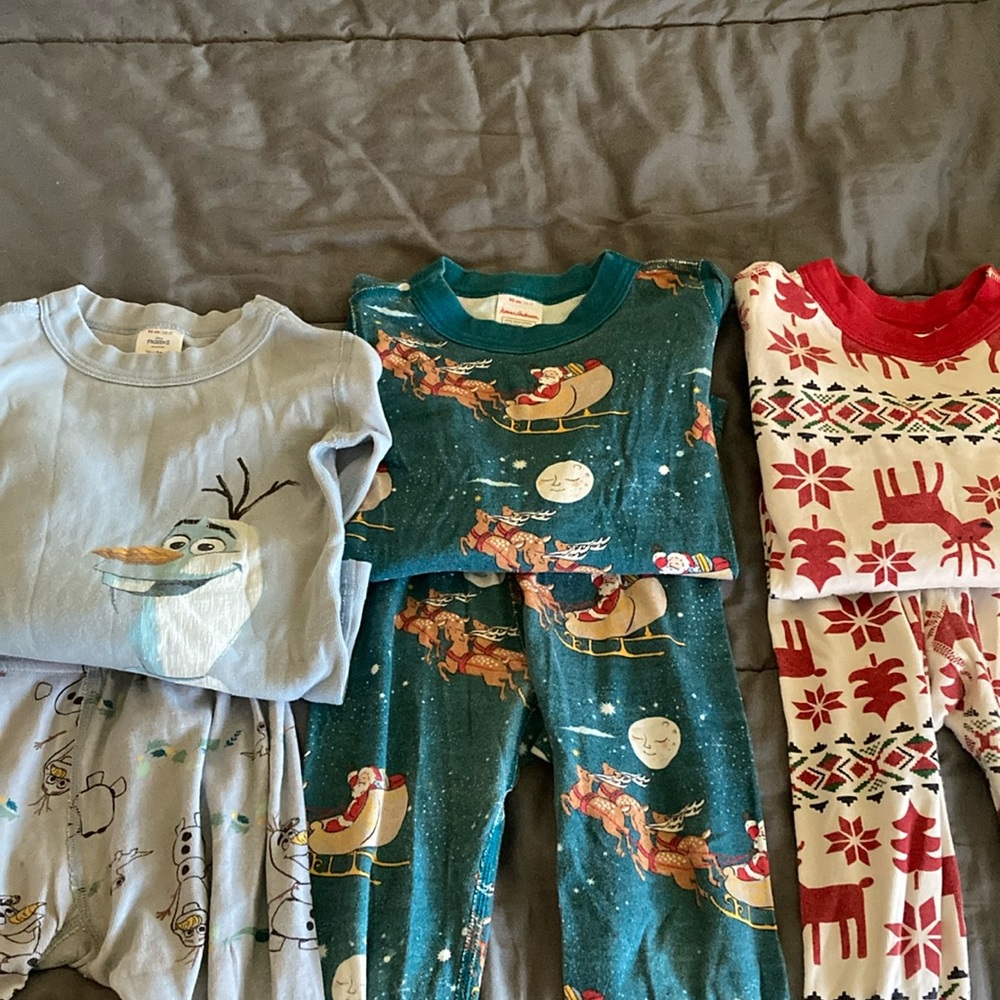 Good used condition Hanna Andersson size 3t (90) pajamas!